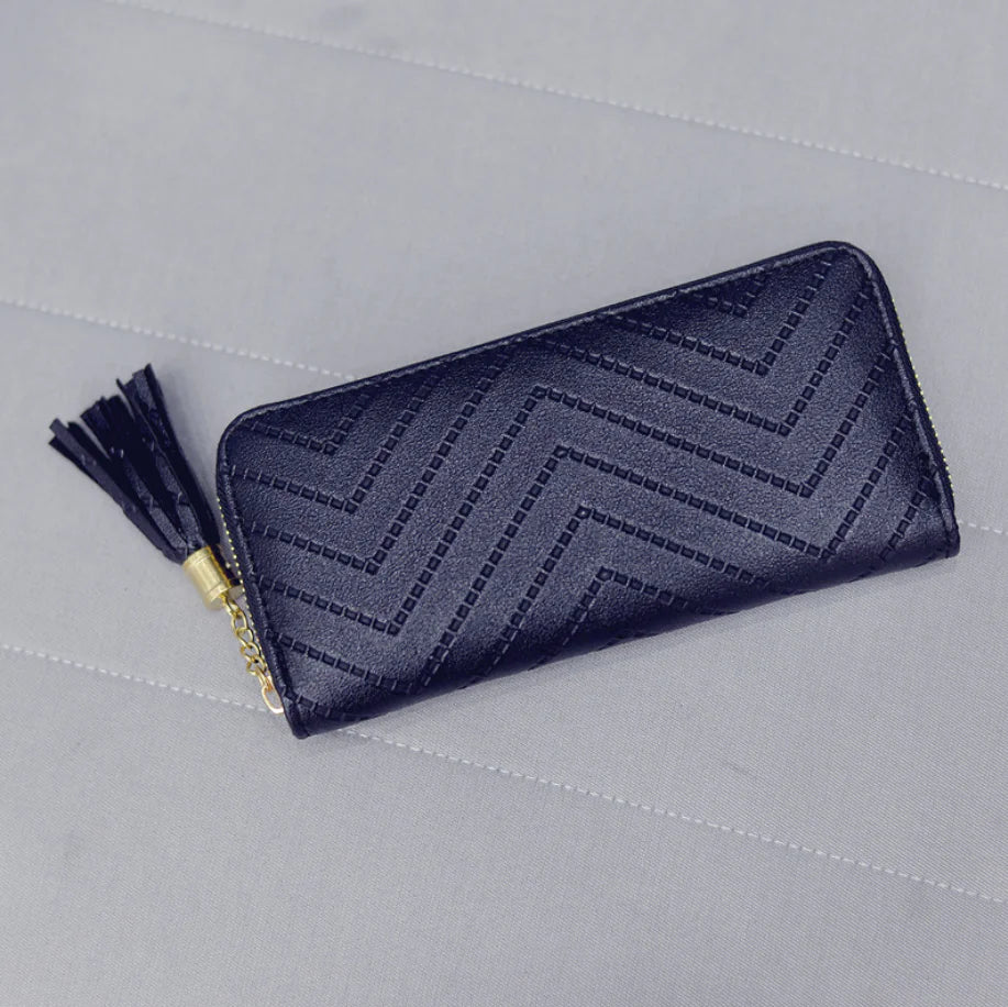 Stylish Long Women's Wallet with Zipper and Phone Pouch