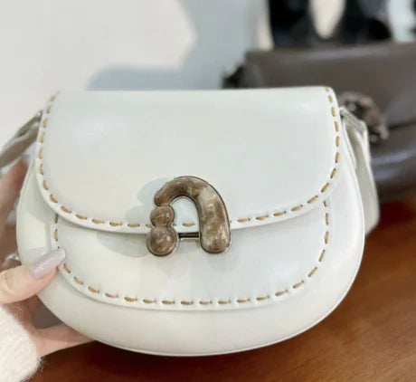 Fashionable Women's Saddle Bag - Shoulder Crossbody Bag