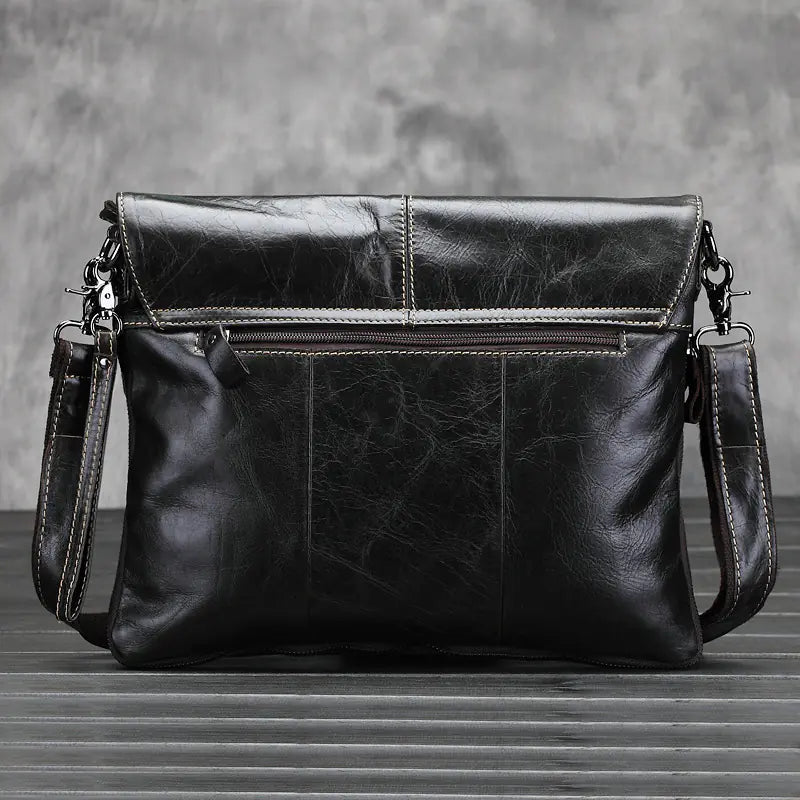 Sleek Leather Travel Bag