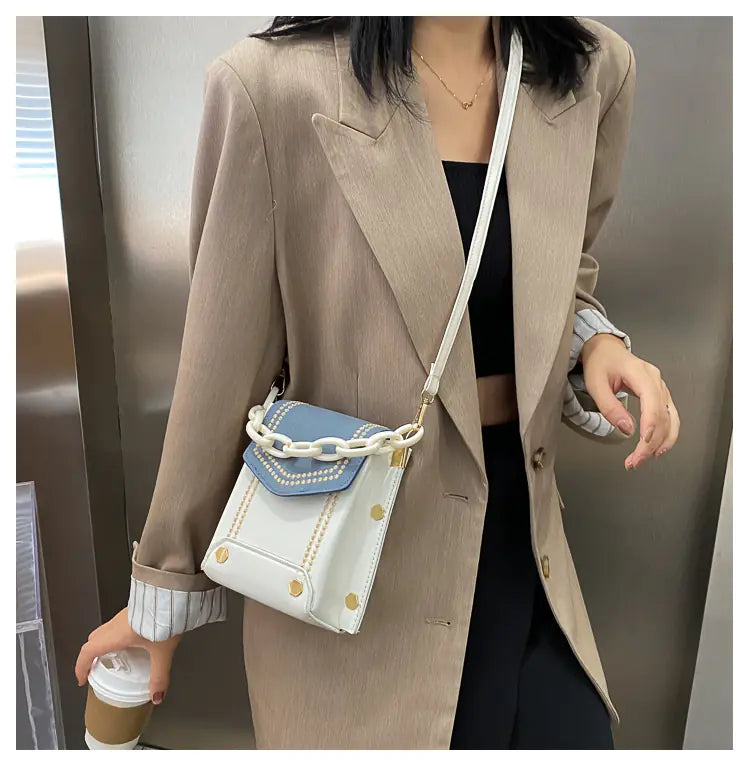 Fashionable Women's Crossbody Shoulder Bag