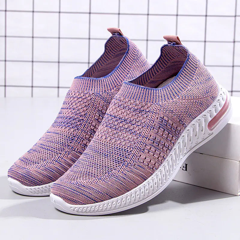 Fashionable Breathable Women's Beijing Cloth Shoes